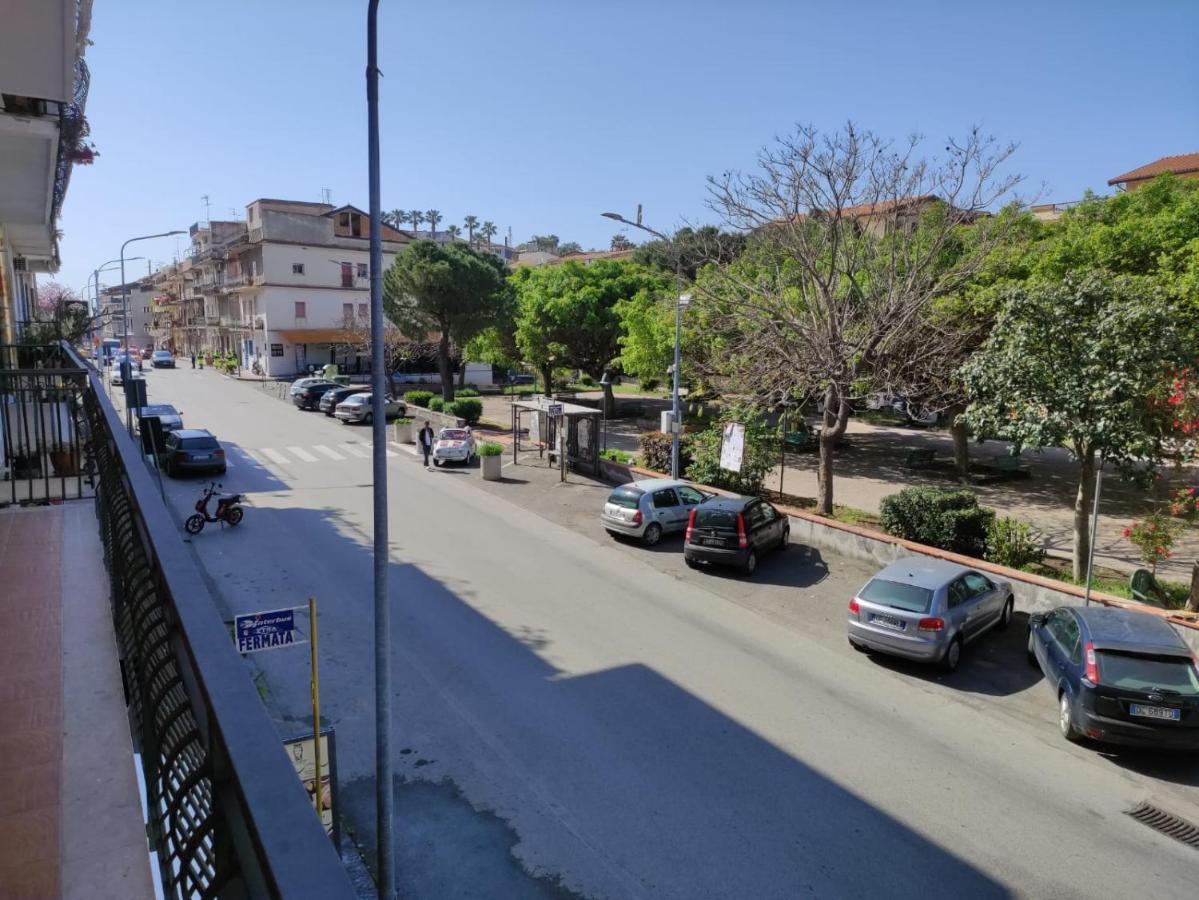 I Du Meli Apartments Таорміна Екстер'єр фото