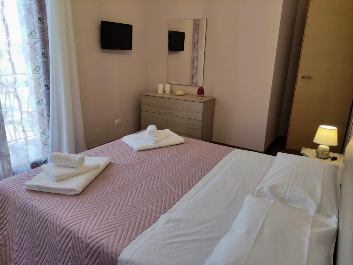 I Du Meli Apartments Таорміна Екстер'єр фото
